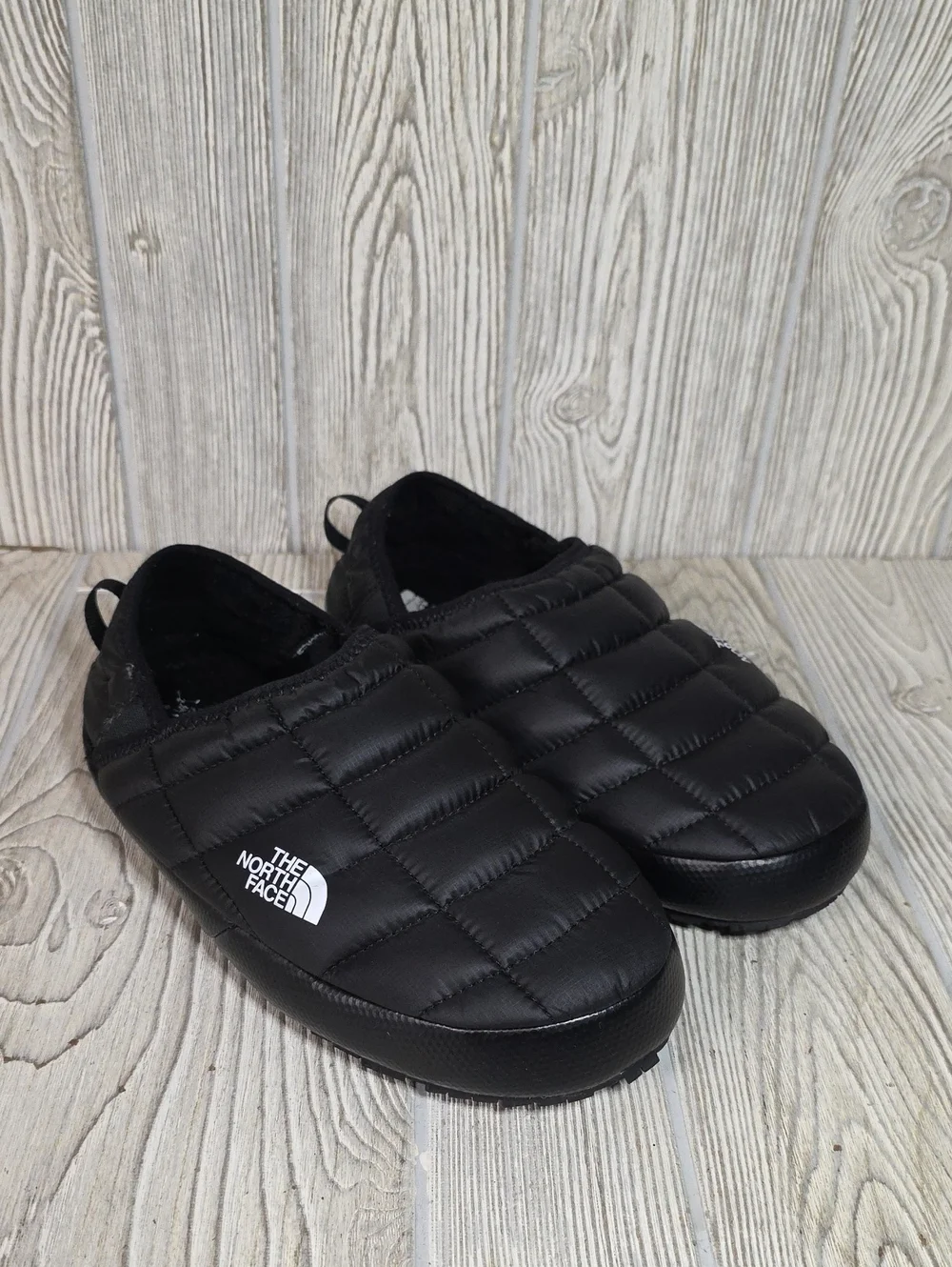 The North Face ThermoBall Traction Black Quilted Slip On Mules Mens Size 8